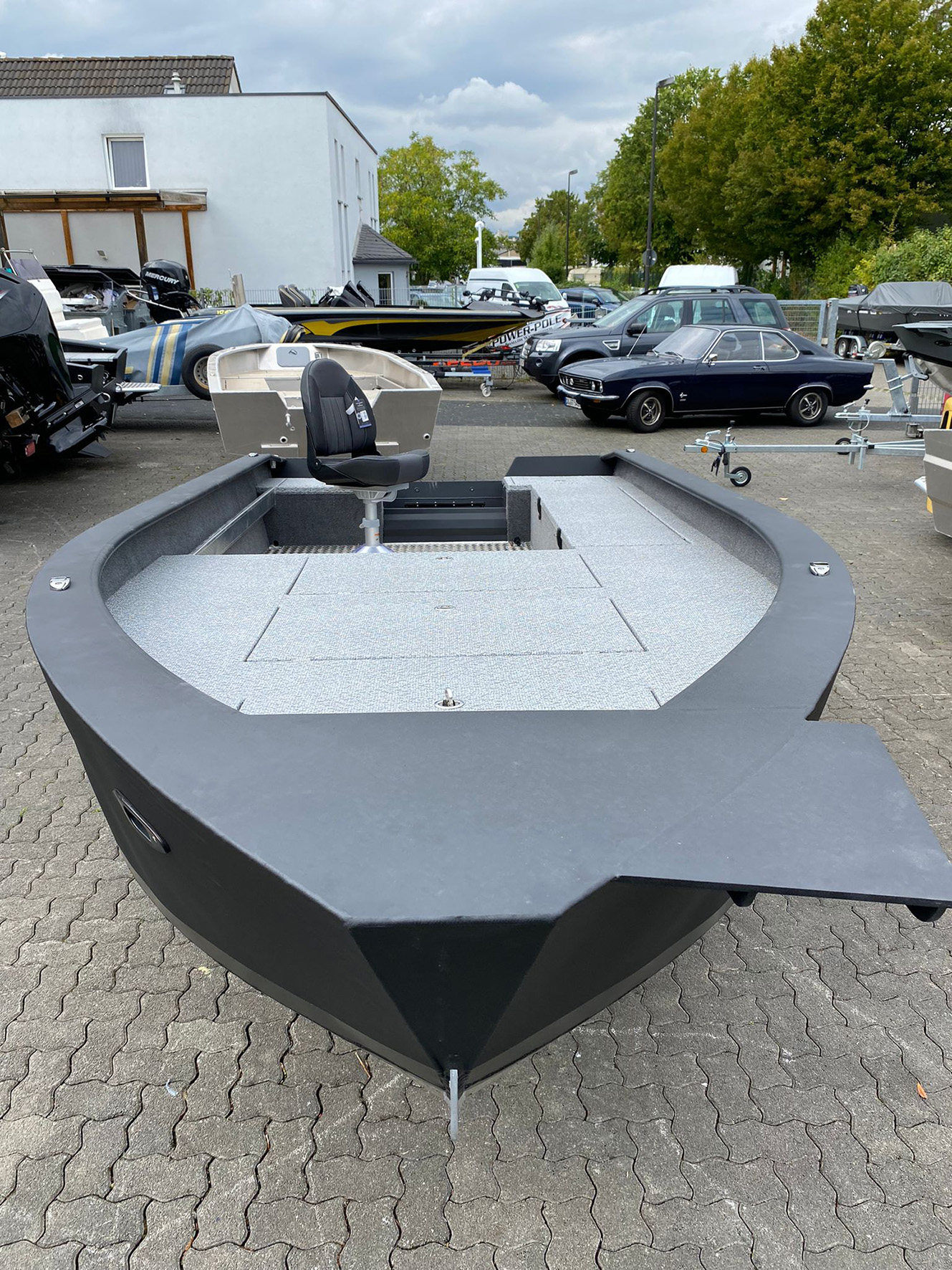 PikeHunter 500 Rumpf und Fahrt