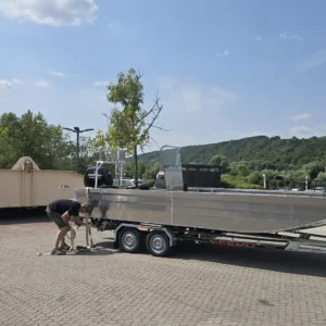 C-Fusion — das große Guidingboot von Waller Fishing Tours